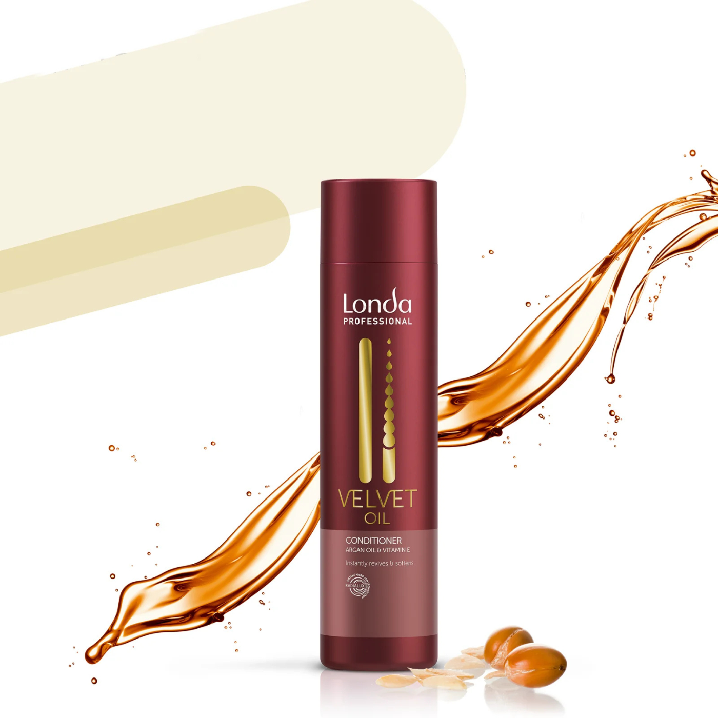 Balsam reparator pentru par uscat Londa Velvet Oil Conditioner 250ml