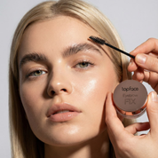 Ceara pentru aranjarea sprancenelor  Topface Eyebrow Fix 12g Beautifier