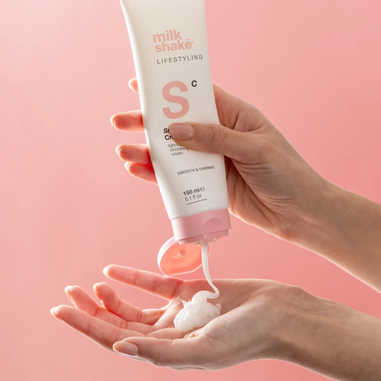 Crema hidratanta pentru par Milkshake Smoothing Cream 150 ml Beautifier.ro