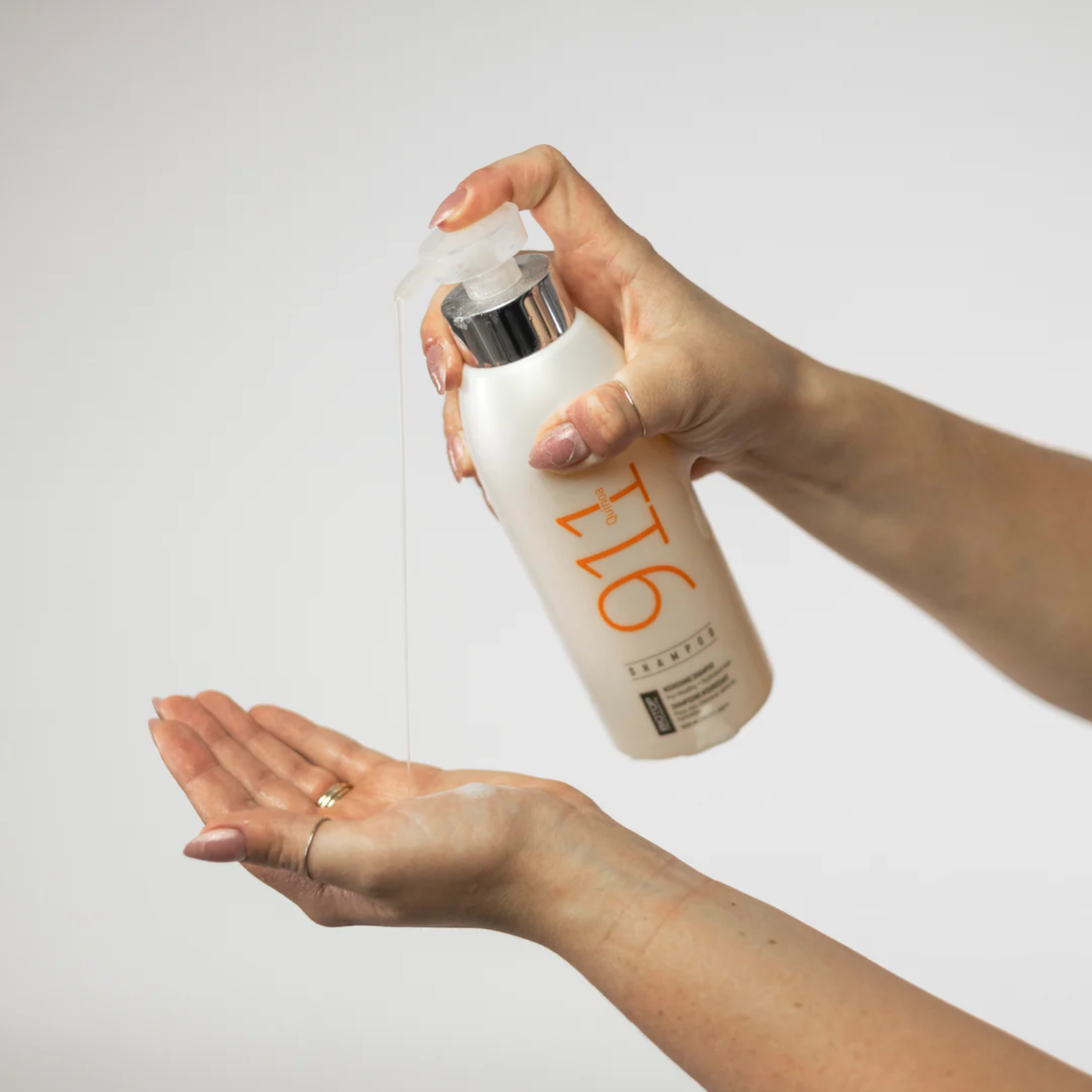 Sampon pentru par uscat si deteriorat | Biotop Quinoa 911