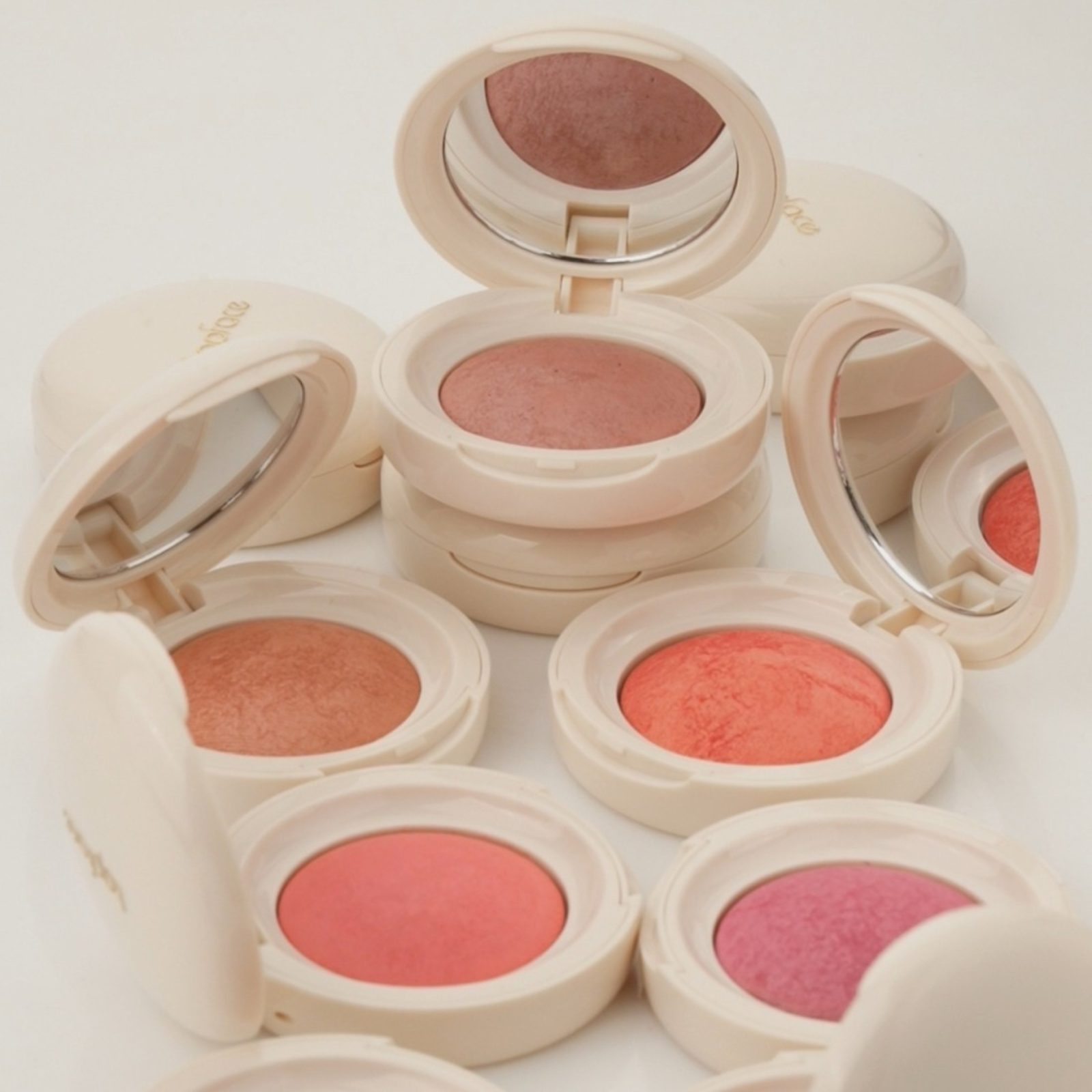 Fard de obraz Topface PROHD Baked Beautifier PT705