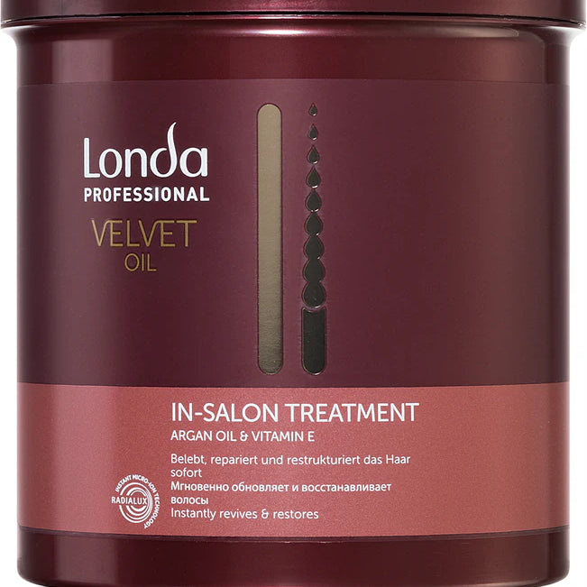  Masca reparatoare pentru par uscat Londa Velvet Oil 750ml